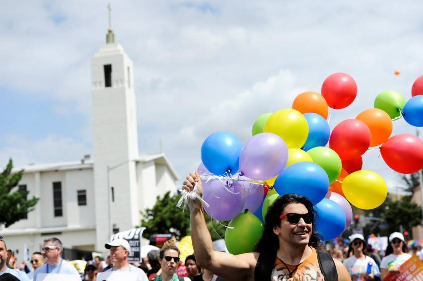 „Rainbow Disney Collection” onorează sărbătoarea anuală a lunii Pride: cum să devii o prezența „vizibilă” a lui Dumnezeu în lume