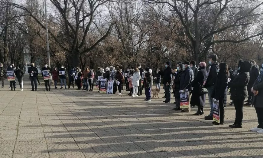 Oradea în direct.ro: Protest la Oradea în sprijinul familiei Furdui
