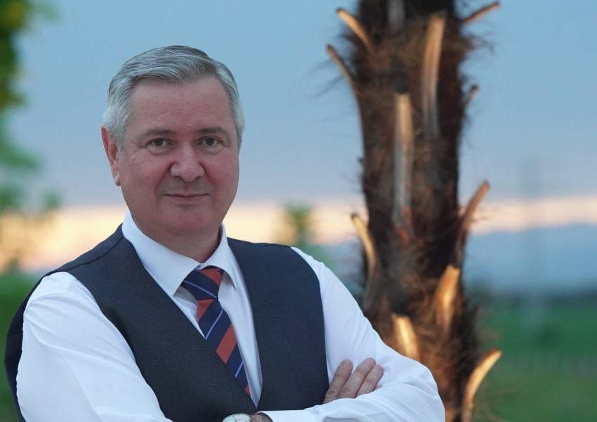 Florin Ianovici ◉ Sporiți lumina lui Hristos